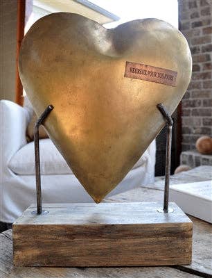 Sugarboo & Co - Metal Heart with Base