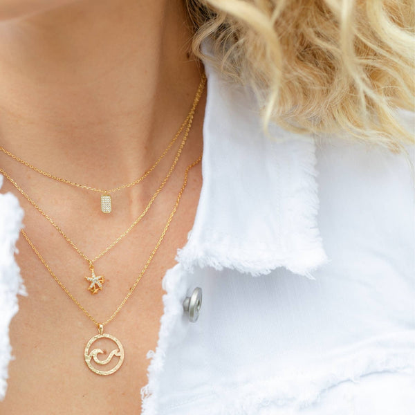 Splendid Iris - Double Wave Pendant Necklace: Gold