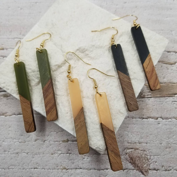 Treasure Wholesale - Stick Resin & Wood Drop Earrings: Pink