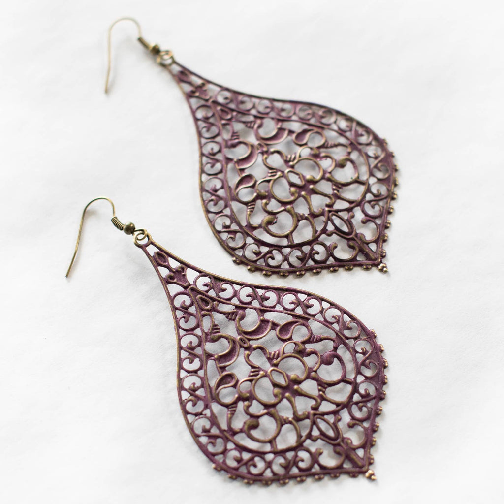 Gleeful Peacock - Chantilly Lace Earring
