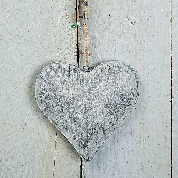 M10791- 6.5inD Metal 3D Heart Ornament-Distressed Gray