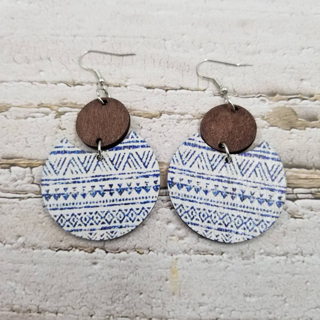 Treasure Wholesale - Wood Boho Striped Earrings