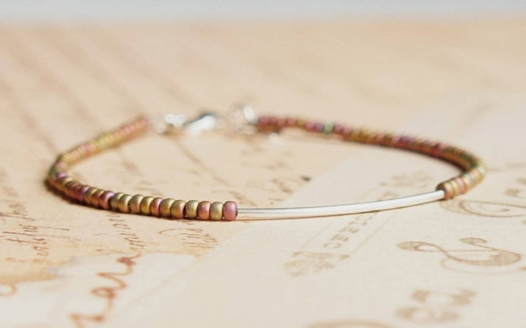 Sentimento - Olive/Raspberry Seed Bead And Sterling Silver Bar Bracelet
