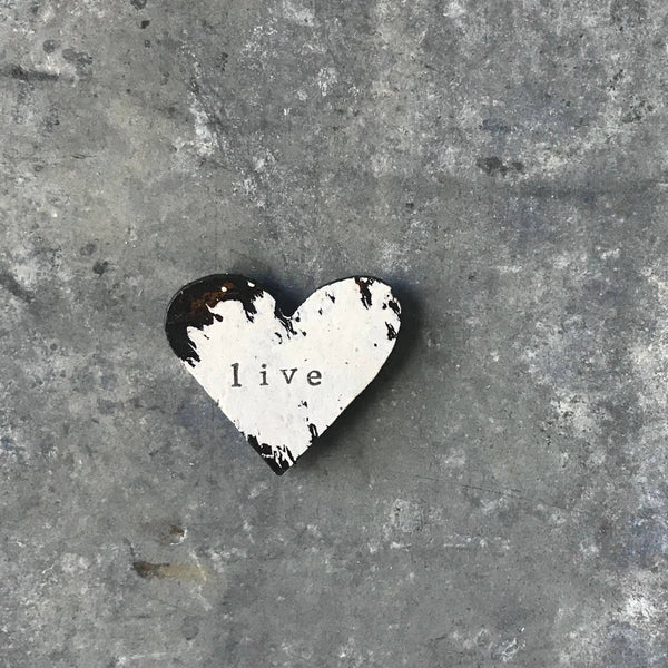 Our Country Homestead - Magnet - Heart With "Live"