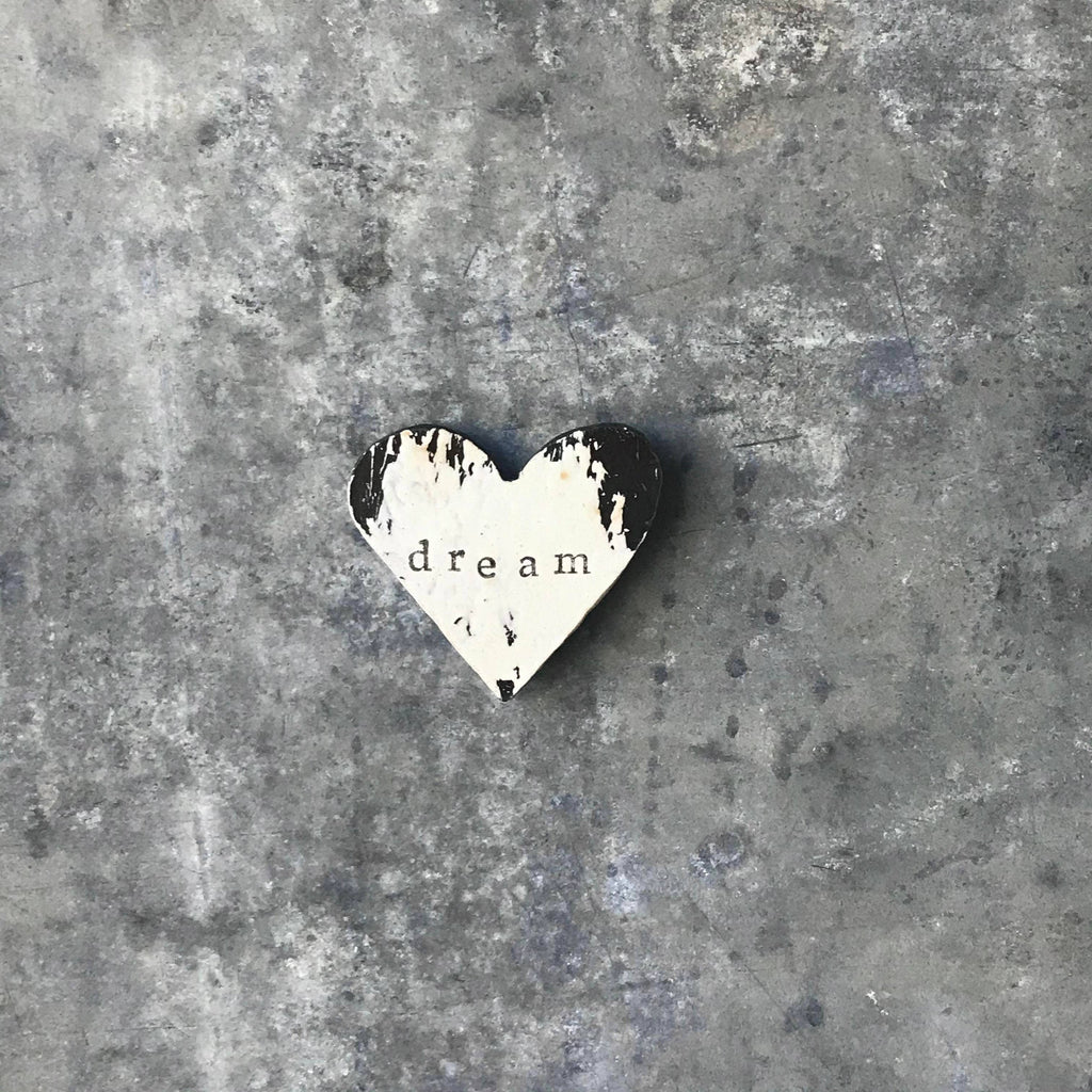 Our Country Homestead - Magnet - Heart With "Dream"