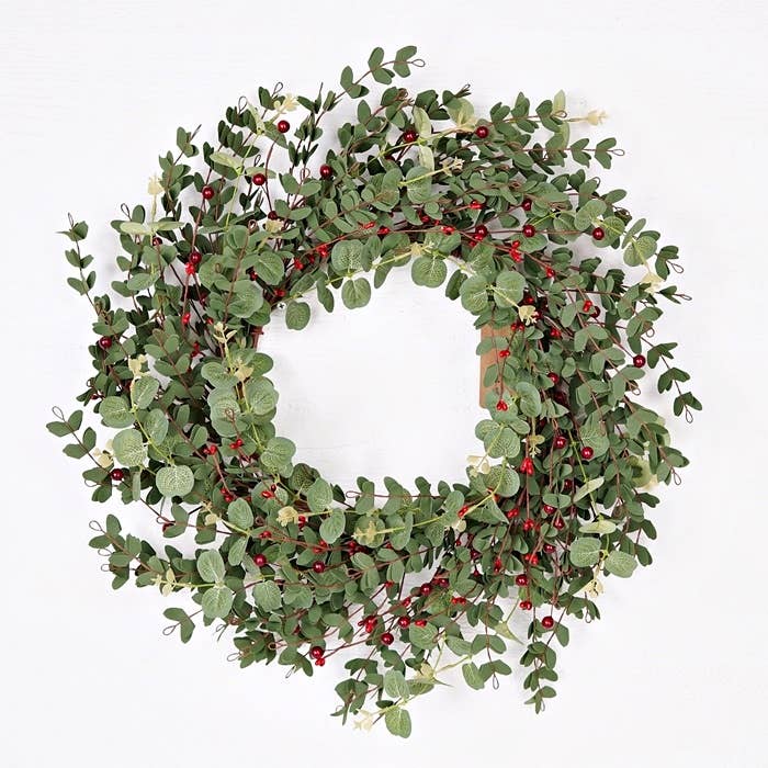 30790- 22in Wreath-Mixed PE Euclyaptus with Red Berries